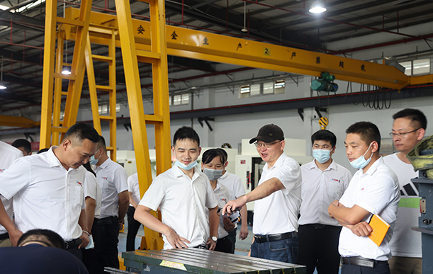 �߽�����������������������ȷ��������